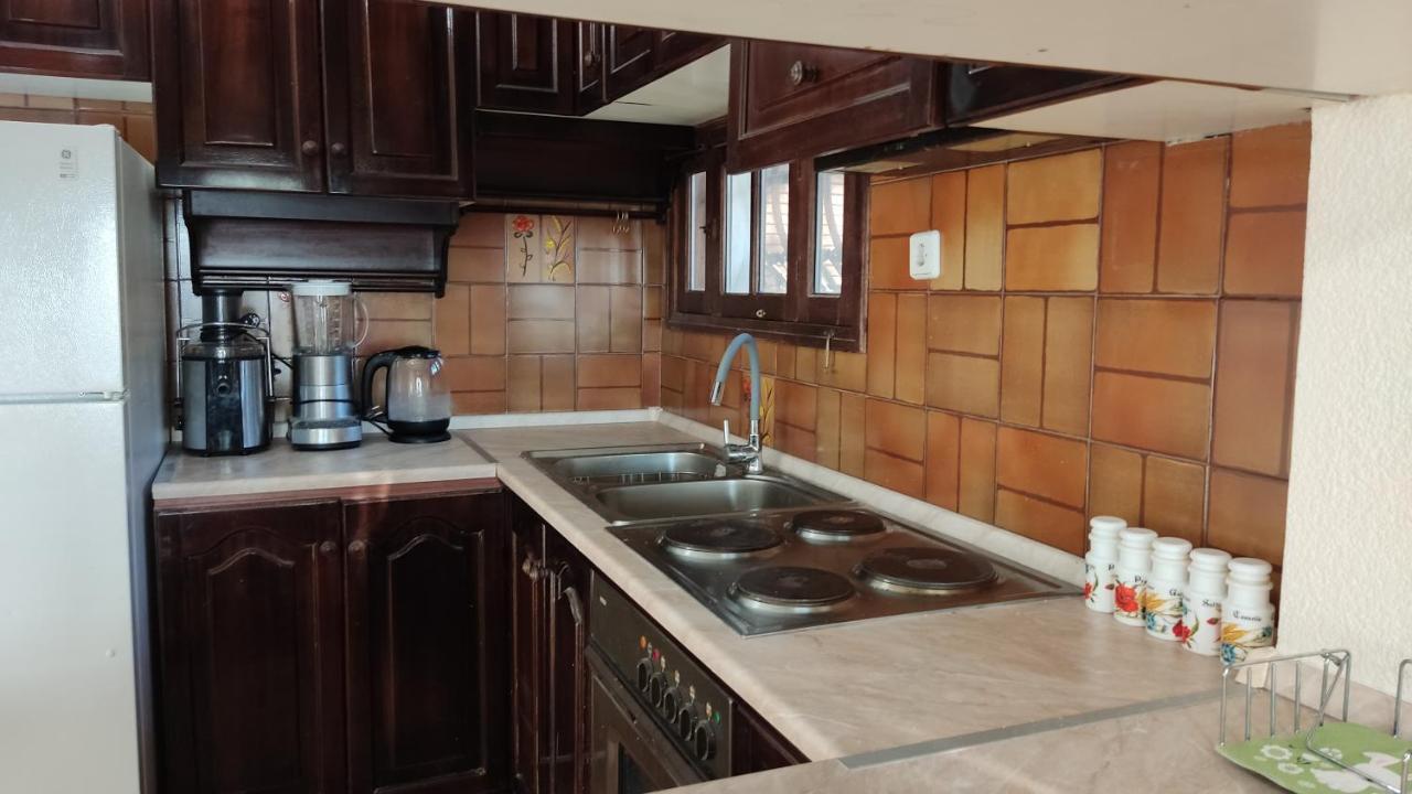 Antika 6 Hotel Tolo Ngoại thất bức ảnh
