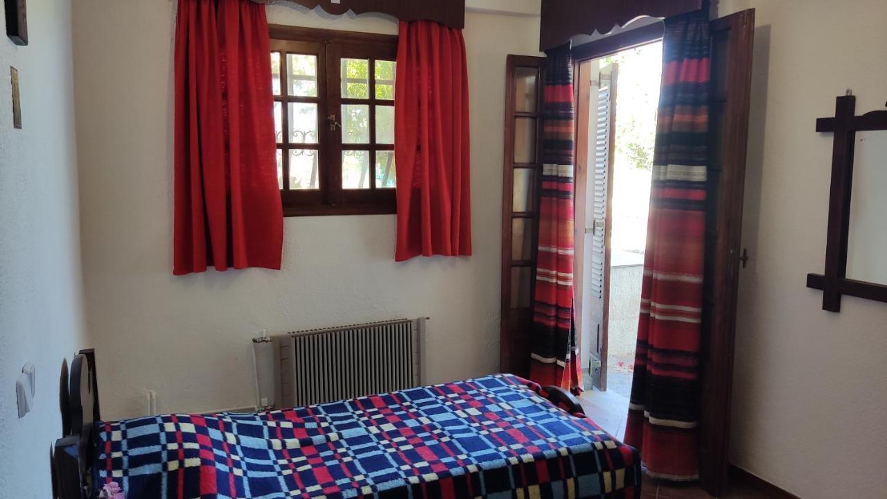 Antika 6 Hotel Tolo Ngoại thất bức ảnh